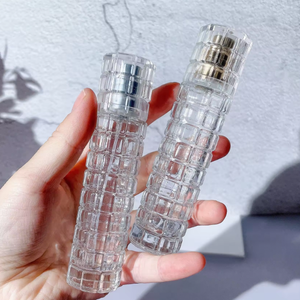 High Quality 30ml Round Glass Perfume Bottle Portable and Elegant for Luxury <b>Sprays</b> Factory <b>Direct</b> Wholesale - Product Image 2