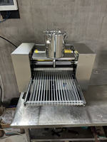 Machine commerciale automatique à pâtisserie avec moteur pour crêpes fines, mini-gâteaux, peaux de gâteaux, gâteaux matcha, mangue, durian, et cruches de gâteaux mille-feuilles