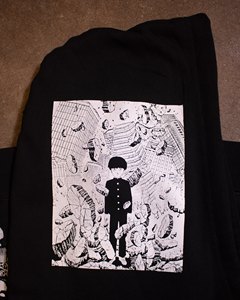 Sudadera con Capucha Oversize Personalizada de <span class=keywords><strong>Anime</strong></span> <span class=keywords><strong>Mob</strong></span>, Estampado Completo de Panel de Manga, Gráfico Rosa y Negro, Unisex, Estilo Urbano, Forro Polar - Product Image 3