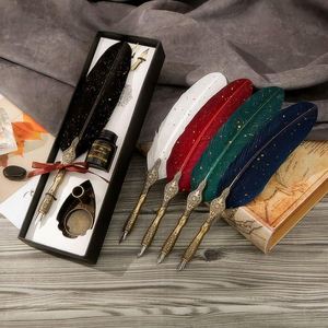 Ensemble de stylos plume de luxe avec pointe en acier inoxydable et encre pour cadeaux d'entreprise ou stylo-plume de luxe professionnel avec porte-stylo - Product Image 1
