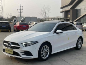 <span class=keywords><strong>Mercedes</strong></span>-Benz <span class=keywords><strong>Classe</strong></span> <span class=keywords><strong>A</strong></span> d'occasion <span class=keywords><strong>2020</strong></span> A200L Sport Sedan pour l'exportation - Product Image 1