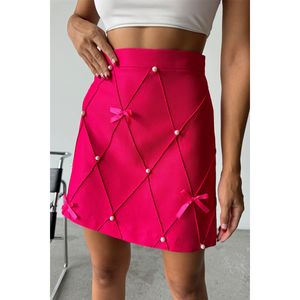 Jupe crayon en lin fuchsia avec bande brodée, jupe courte en cuir avec détail de ruban perlé, décoration brodée - Product Image 5