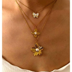 Collier <span class=keywords><strong>papillon</strong></span> à pétales élégant vintage YF8263 pour femmes, plaqué or 18 carats, acier inoxydable imperméable - Product Image 4
