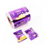 Rollo de película de embalaje de bocadillos de plástico impreso personalizado Rollo de película de embalaje flexible laminado de papel de aluminio para máquina de embalaje