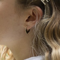 Pendientes de Aro Triangulares de Latón con Baño de Oro de 18k y Circonitas Cúbicas de Gemnel