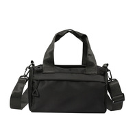 Sac à main minimaliste tendance été pour femmes, sac à main décontracté pour les trajets quotidiens, petit sac carré à bandoulière.