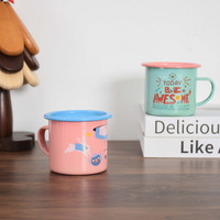 Vente en gros 210/350/500ml de tasses feu de camp avec logo personnalisé tasses en métal à bord roulé tasse en acier étain camping rouge vert émail avec poignée
