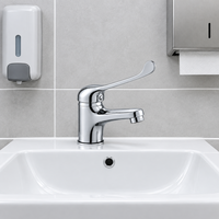 Robinet de lavabo médical en laiton chromé poli à levier long, mitigeur d'évier d'hôpital moderne, vente en gros