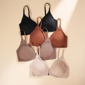 Sujetadores sin Costuras para Mujer, Tirantes Ajustables, Bralette de 3/4 de Copa, Relleno Extraíble, Transpirable, Ecológico, Antibacteriano, con Logotipo en la Copa - Product Image 1