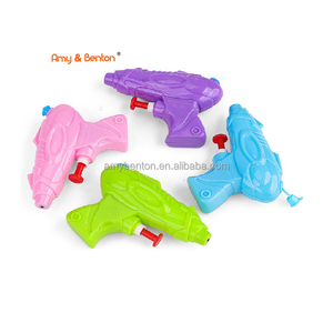 Pistolet à eau miniature multicolore pour enfants, jouet pour la piscine, le sable et les jeux en plein air - Product Image 2