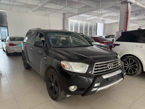 Toyota <span class=keywords><strong>Highlander</strong></span> 2.7 Turbo AWD <span class=keywords><strong>5</strong></span> Sièges Intérieur Sombre Régulateur de Vitesse Adaptatif Conduite à Gauche Caméra Arrière 190 000 km Véhicule d'Occasion (2010) - Product Image 2