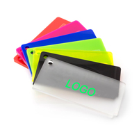 Accessoires de sports d'hiver de qualité supérieure Grattoir à cire pour snowboard et ski avec trou de poinçonnage pour éliminer efficacement l'excès de cire