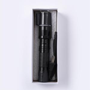 Lampe torche LED rechargeable en alliage d'aluminium avec charge USB et prise américaine pour utilisation en cas d'urgence - Product Image 5
