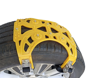 Chaînes de <span class=keywords><strong>pneus</strong></span> en TPU universelles portables d'urgence antidérapantes en plastique pour la conduite hivernale sur les routes enneigées, glaceuses et boueuses - Product Image 1