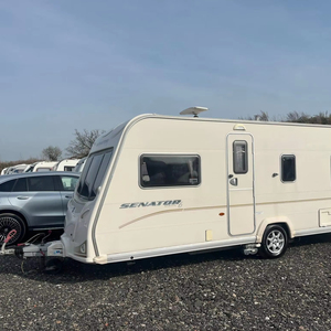 Autocaravana de Aventura Todoterreno, Remolque para Campamento, en Venta para Vehículos y Automóviles - Product Image 1