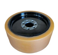 Roue de traction en polyuréthane solide de qualité supérieure 343x114-80mm 7 trous HY Part No.2793541