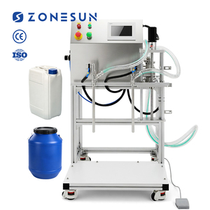 Machine de remplissage de liquides semi-automatique à double tête ZONESUN ZS-TSM07 avec pompe magnétique servo haute performance pour bouteilles, fûts et barils - Product Image 1