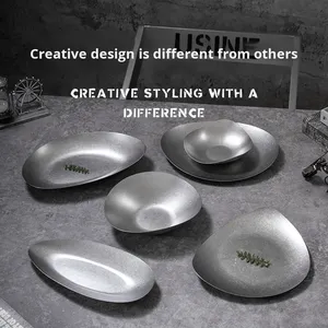 Assiette à dîner en acier inoxydable 304 <span class=keywords><strong>de</strong></span> style antique, plat rétro haut <span class=keywords><strong>de</strong></span> gamme pour barbecue, restaurant, fondue, <span class=keywords><strong>viande</strong></span>, légumes, solide - Product Image 3