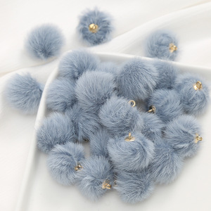 10 pièces pompons <span class=keywords><strong>boule</strong></span> breloques fausse fourrure moelleux Mini pompons pendentifs pour gland porte-clés bijoux à bricoler soi-même faisant des boucles d'oreilles collier - Product Image 3