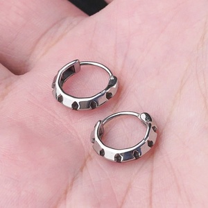 Boucles d'oreilles manchette tendance pour femmes et hommes, en acier inoxydable chirurgical 316L, prix de gros, bijoux personnalisés - Product Image 4