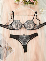 Nouvel ensemble soutien-gorge et string en dentelle florale transparente pour femme avec bretelles spaghetti ajustables