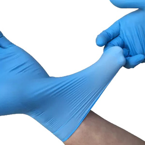 Gants en nitrile bleus personnalisables, 9 pouces, épaisseur 6 mil, imperméables et sans latex, pour barbier, salon de tatouage et utilisation sur écran tactile - Product Image 4