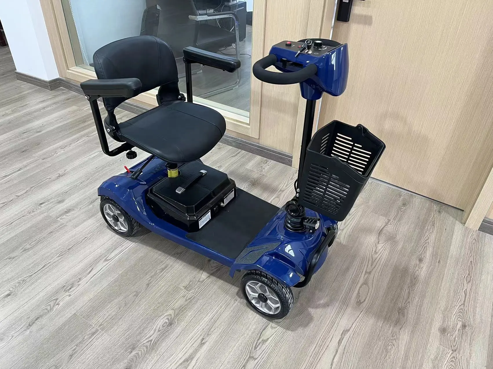 KRYL yüksek kalite rahat binmek bariatrik hareketlilik scooter yetişkinler ve yaşlı için en iyi fabrika fiyat