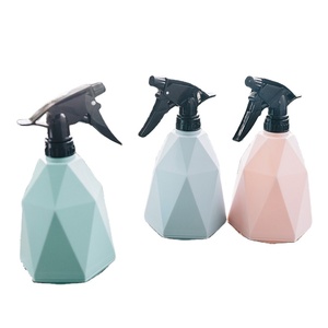 Wholesale price watering cans plastic watering can soda can water bottle