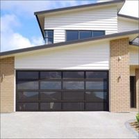 Portes de garage sectionnelles électriques automatiques sur mesure Panneaux de verre pleine vue à cadre en aluminium pour maisons résidentielles