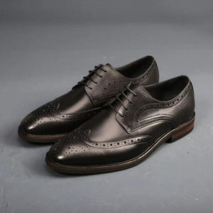 Scarpe Eleganti da <span class=keywords><strong>Uomo</strong></span> in Vera Pelle Stile Coreano con Punta Stile Britannico Brogue Intagliate con Lacci per Matrimonio e Affari Marrone - Product Image 2