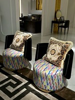 Fauteuil d'appoint haut de gamme en tissu avec pieds en métal doré pour salon