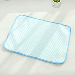 Alfombra Refrigerante Reutilizable de Seda de Hielo para Perros, Manta Lavable para Dormir, Alfombra Refrigerante para Perros, Cachorros y Gatos - Product Image 4