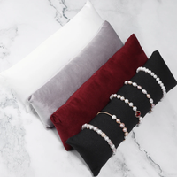 Vente en gros Bracelet en velours Présentation Oreiller Long Oreiller pour Bracelets Montre Titulaires Bijoux Présentoir