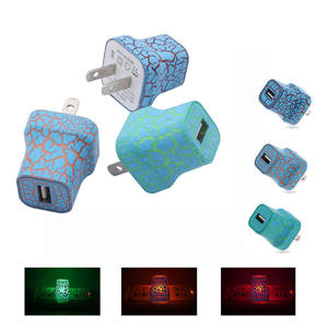 Chargeur mural Portable étanche à LED, avec lumière colorée, pour voyage, adaptateur de puissance, prise américaine, pour Samsung Note 8, <span class=keywords><strong>iPhone</strong></span> <span class=keywords><strong>7</strong></span>, 8 <span class=keywords><strong>Plus</strong></span> - Product Image 2