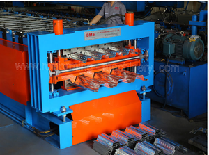 Automatische Doppelschicht-Bodenbelag-Rollen form maschine - Product Image 2