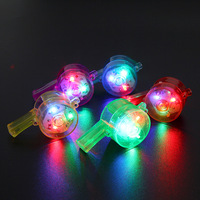 Sifflets LED en plastique lumineux pour l'ambiance des soirées en bar - Jouets clignotants qui brillent dans le noir