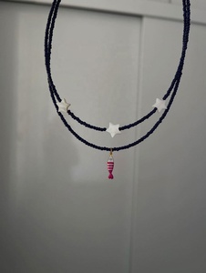 Collier empilable classique en perles de culture d'eau douce plaqué or 18 carats, avec pendentif océan fait main et chaîne réglable en perles délicates - Product Image 3