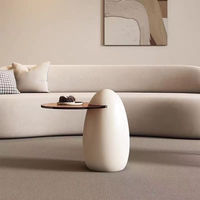 Table basse moderne en métal crème minimaliste, nouvelle collection, pour salon et usage domestique (vente en gros)