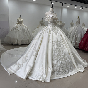 Robes de mariée romantiques de luxe en satin avec perles et dentelle appliquée, traîne longue, style princesse, pour l'industrie lourde Xs147 - Product Image 3