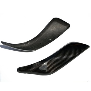 Cadre <span class=keywords><strong>de</strong></span> volant en fibre <span class=keywords><strong>de</strong></span> carbone Juli Original, épaisseur 3 mm, pour modification automobile personnalisée - Product Image 1