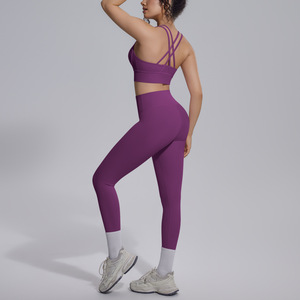Ensemble 2 pièces de sport moulant en nylon respirant double face, couleur unie, dos croisé, effet seconde peau, pour la course, le fitness et le yoga - Product Image 4