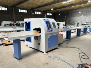 Máy cưa thẳng xiên điều khiển CNC với bàn ăn 4M cho nhà máy Pallet gỗ - Product Image 2