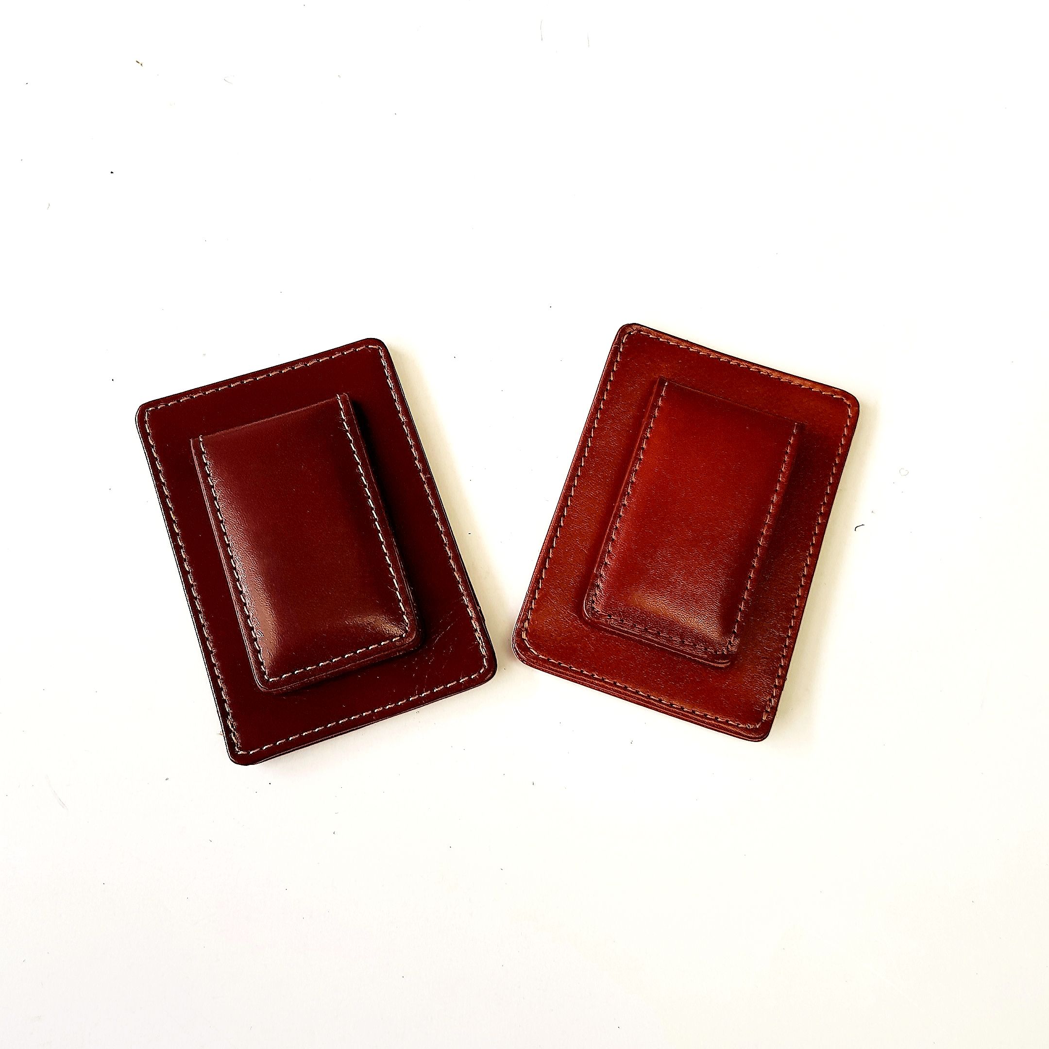 สีน้ำตาลเข้ม