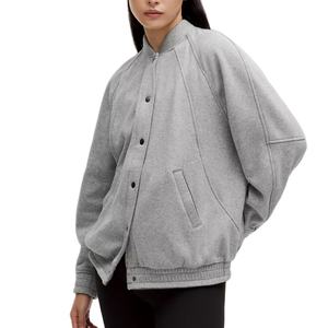 Veste de sport pour femme de qualité supérieure, design personnalisé de style universitaire gris, nylon matelassé durable de haute qualité, laine, lin, technique d'impression, nouveauté - Product Image 1