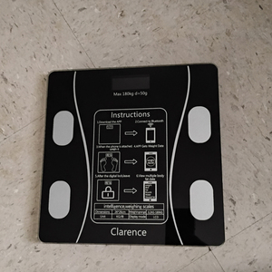 Báscula Inteligente Mountscale para Análisis de Grasa Corporal, Báscula Digital Electrónica para Baño con USB - Product Image 6