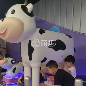 Moetry Fun Lait Vache Aire de <span class=keywords><strong>jeux</strong></span> intérieure Toddler Cow Traying Device Jeu de rôle pour Kidzania Play Center FEC - Product Image 3