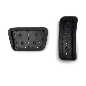 Cubiertas de pedales de acelerador y freno de metal de acero inoxidable para Toyota Camry Highlander Lexus ES RX AT con transmisión automática - Product Image 2