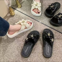 Sandal Jepit Fashion Cross-over Baru Dengan Sol Empuk