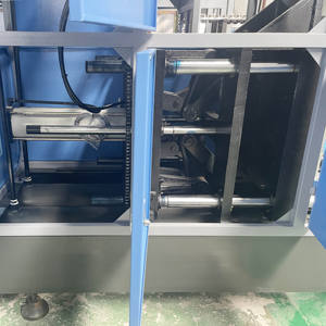 18.9L/5 galonluk su şişesi üretimi için PLC Motor ve pompa ile yarı otomatik PET/PP streç şişe üfleme makinesi - Product Image 5