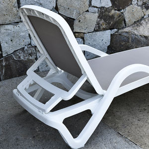 مانعة للتعديل البلاستيك الشاطئ Sunlounger في الهواء الطلق سرير شمسي المتسكع مع مسند ذراع - Product Image 5